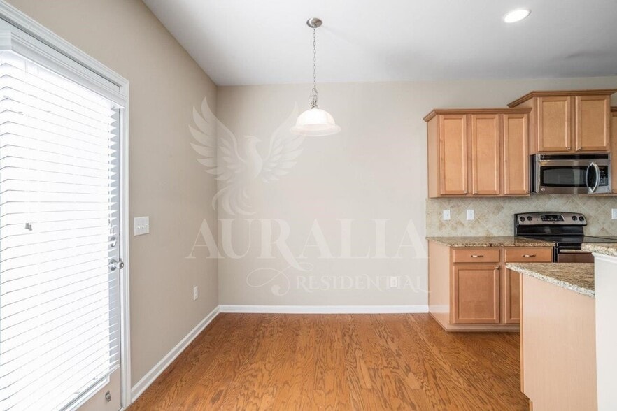 Building Photo - 4430 Hillsgrove Rd