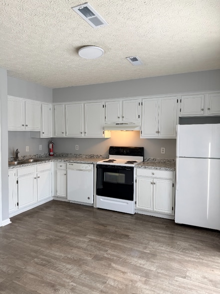 Building Photo - 24 Duiguid Dr