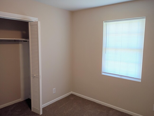 Building Photo - 3410 Arden Ct