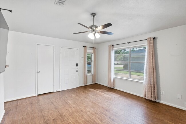 Building Photo - 3408 Augusta Ct