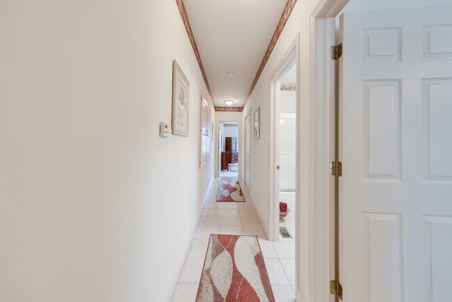 Building Photo - 2923 Rutherford Dr