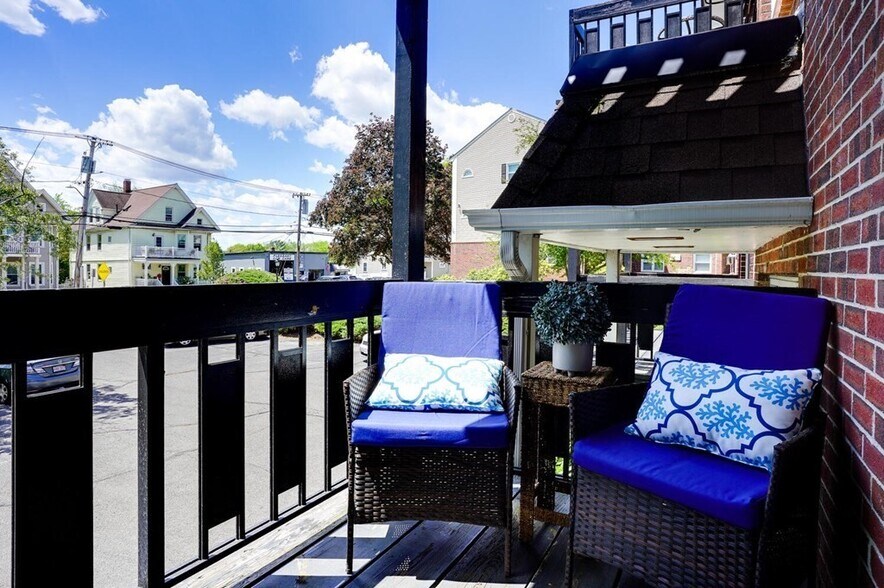 Balcony - 99 Pleasant St