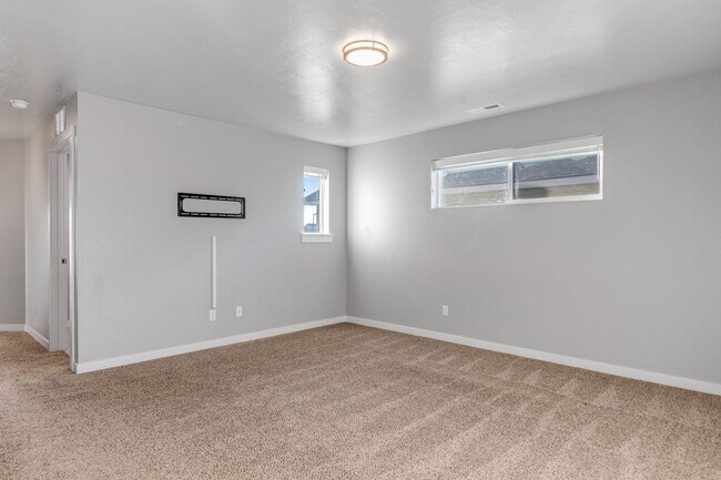 Building Photo - Modern 4-Bedroom Home in Meridian – Spacious Layout + Great Location