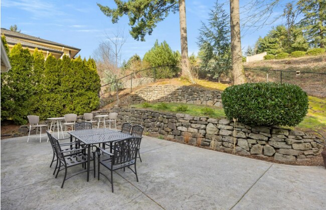 Building Photo - Spacious Happy Valley 4 Bedroom + Office Home with Valley Views, 3-Car Garage & Entertainer’s Bac...