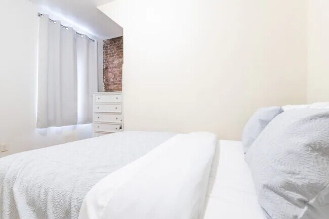 Building Photo - 348-350 East 119th Street-SI ID1323986P