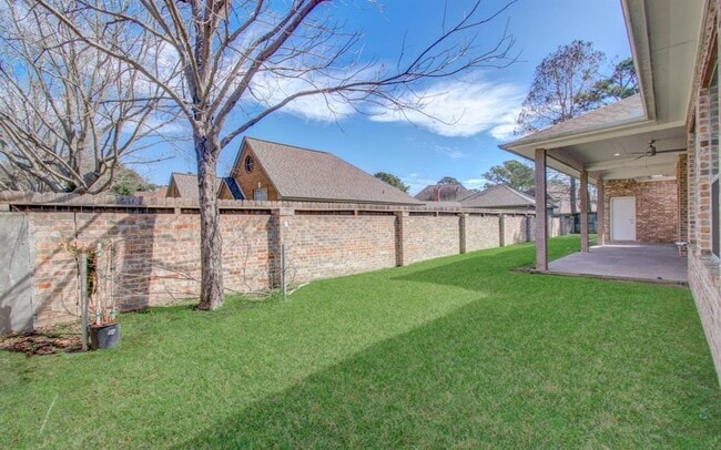 Building Photo - 15959 Knolls Lodge Dr