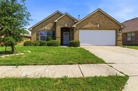 Building Photo - 2201 Willow Creek Dr