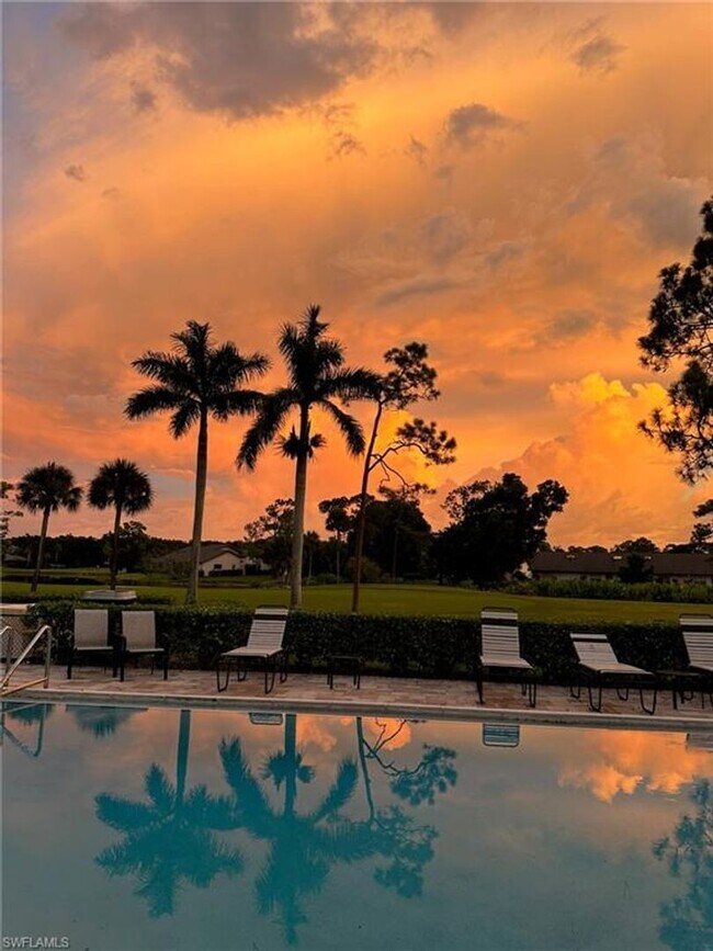 Building Photo - Available May 1st – Luxury Golf Villa in Lely! Walk to Pool, Minutes to Beaches & US Open Pickleb...