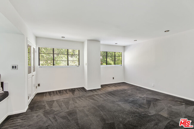 Building Photo - 1151 Sunset Vale Ave.