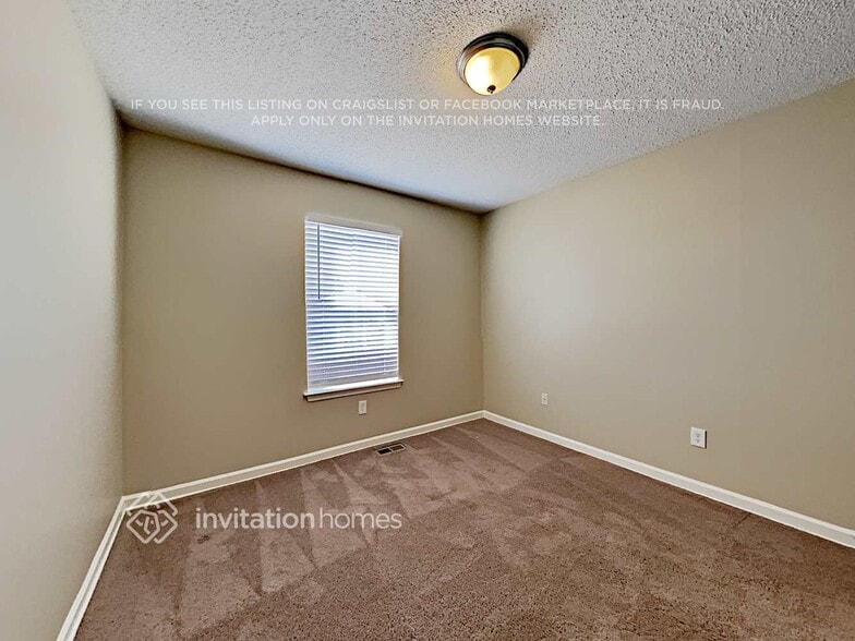 Building Photo - 174 St Ann Cir