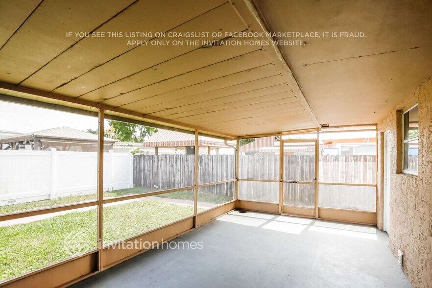 Building Photo - 8800 NW 11th St
