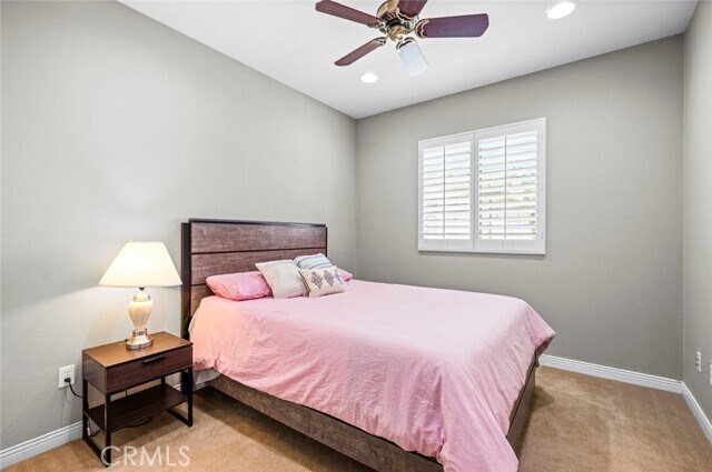 Building Photo - 78 Spanish Lace