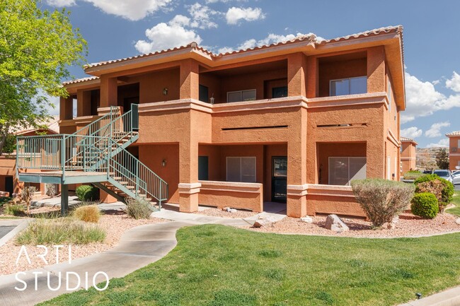 Primary Photo - Furnished 3 Bedroom, 2 Bathroom Condo at T...