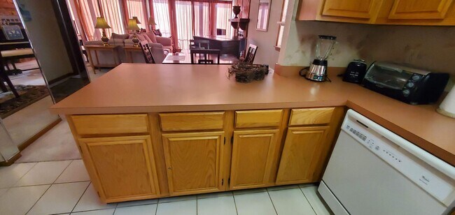 Building Photo - 2 bedroom lakeview condo in Lake Ozark for rent