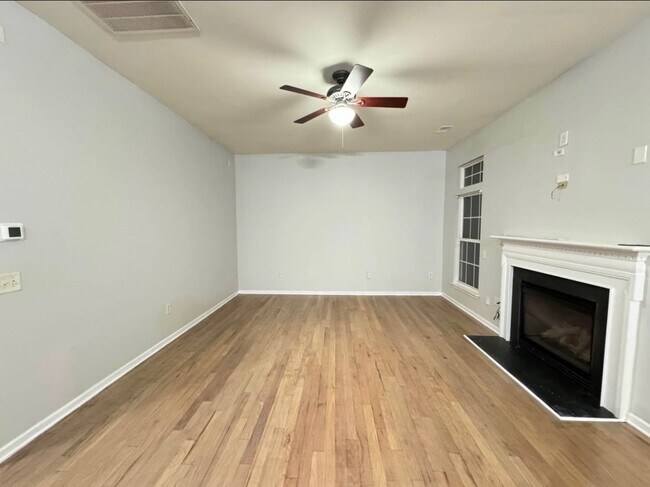 Building Photo - 209 Highgate Cir