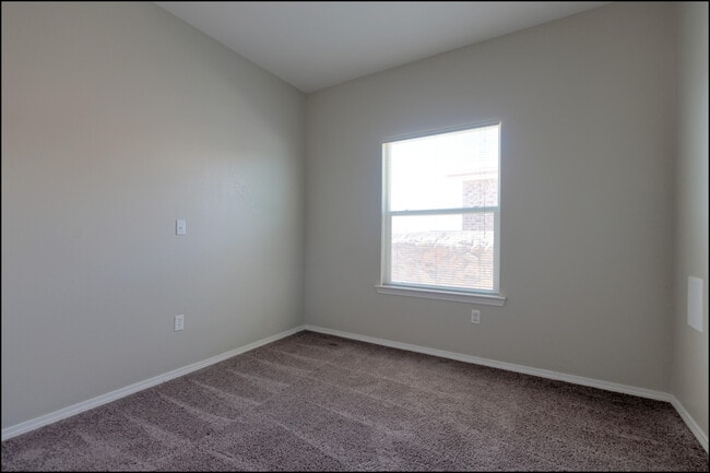 Building Photo - 14408 Escalera Dr
