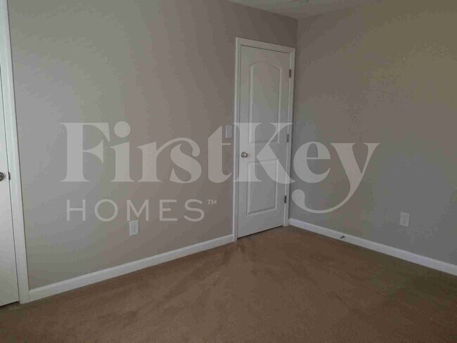 Building Photo - 901 Leatherstone Ln
