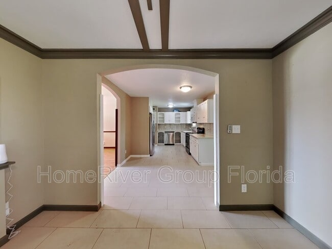 Building Photo - 3201 Penifield Dr