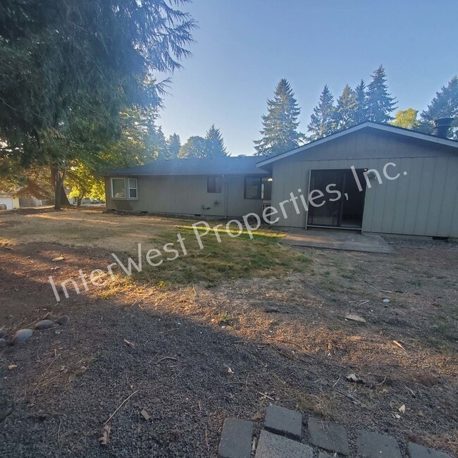 Building Photo - Beautiful Ranch Style Home on Very Large Corner Lot With W/D Hookups, Fireplace, 2 Car Garage & A...