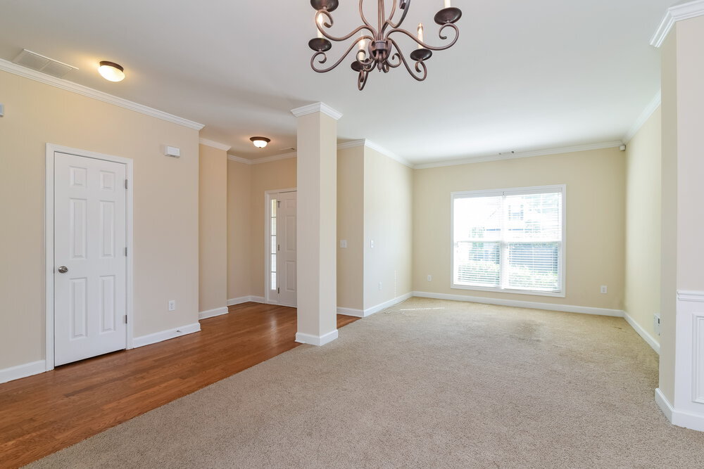Building Photo - 738 Austin Creek Dr
