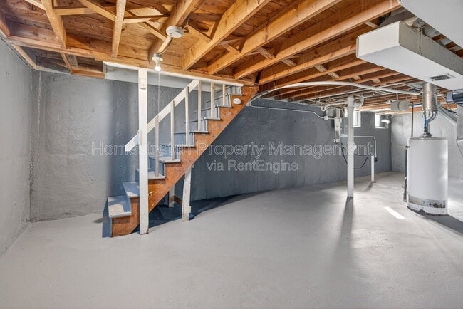 Building Photo - 1214 Forest Home Dr