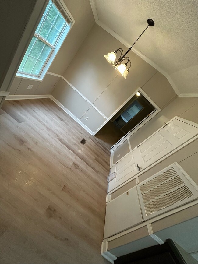 Building Photo - lot 26