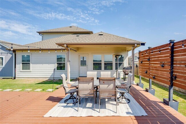 Building Photo - 709 Tinton Falls Ln