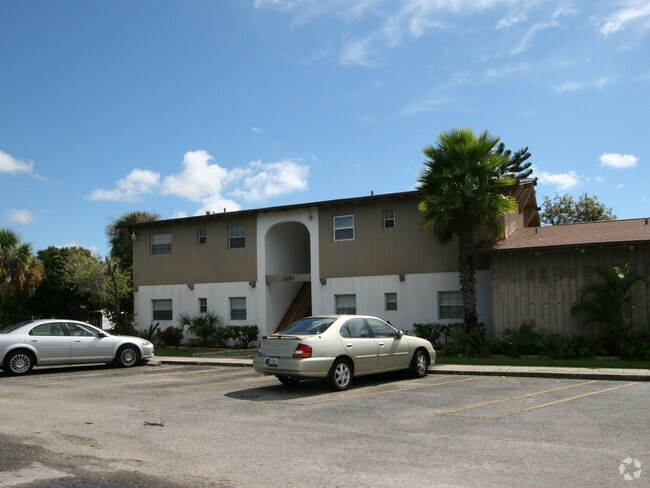 Building Photo - Executive House