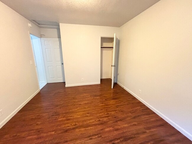 Building Photo - Lovely Cul-de-Sac Home in West Davis – Close to Parks & Amenities