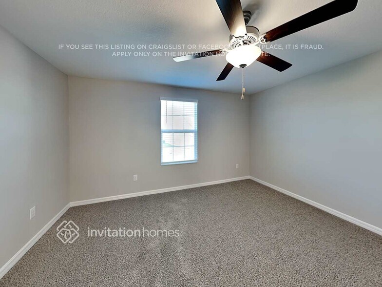 Building Photo - 8617 40th Cir E