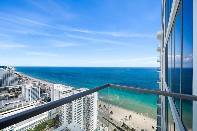 Building Photo - 151 N Seabreeze Blvd