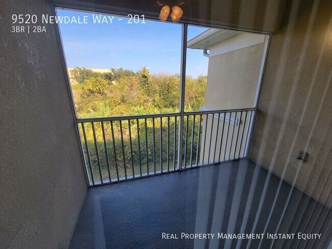 Building Photo - 9520 Newdale Way