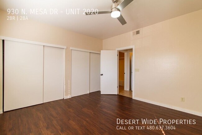 Building Photo - 930 N Mesa Dr