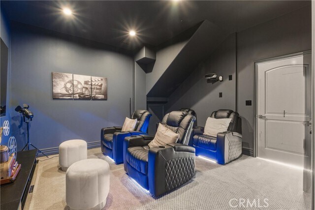 Building Photo - 5558 Edgewood Pl