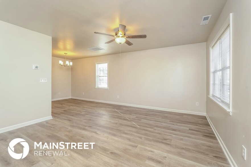 Building Photo - 3405 Tinley Park Dr