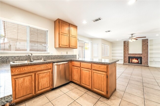 Building Photo - 1829 Vaccaro Pl