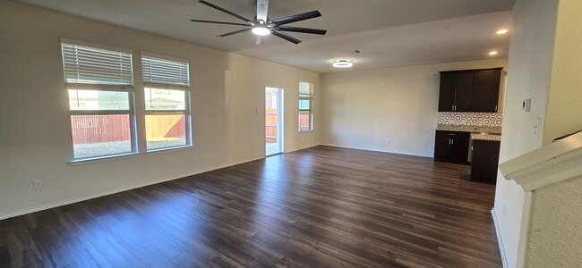 Building Photo - 153 Purple Sandpiper Ln