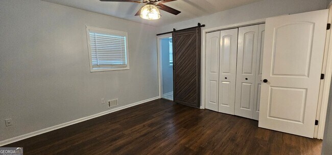 Building Photo - 2292 Chestnut Hill Cir