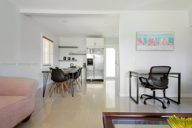 Building Photo - 601 NW 116th St