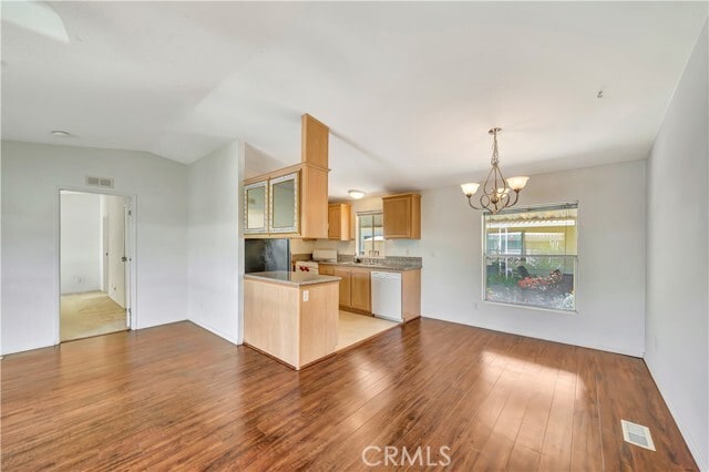 Building Photo - 24 Gitana Ave