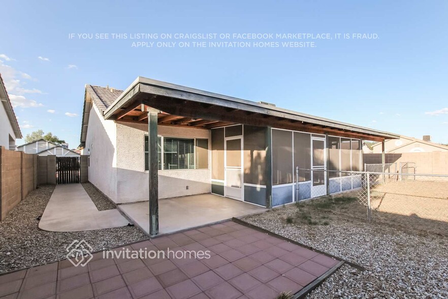 Building Photo - 8931 W Fullam St