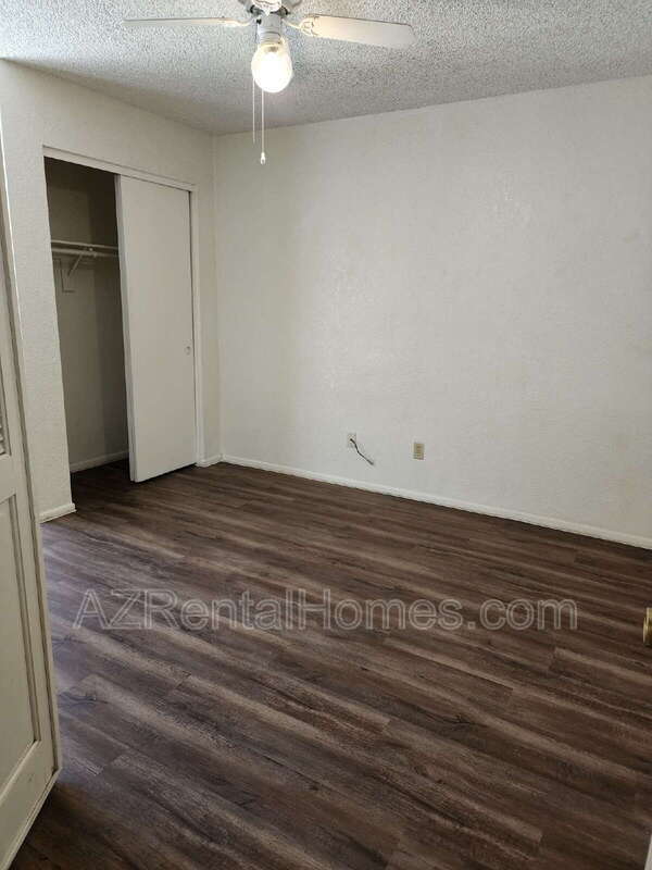 Building Photo - 819 N College Ave