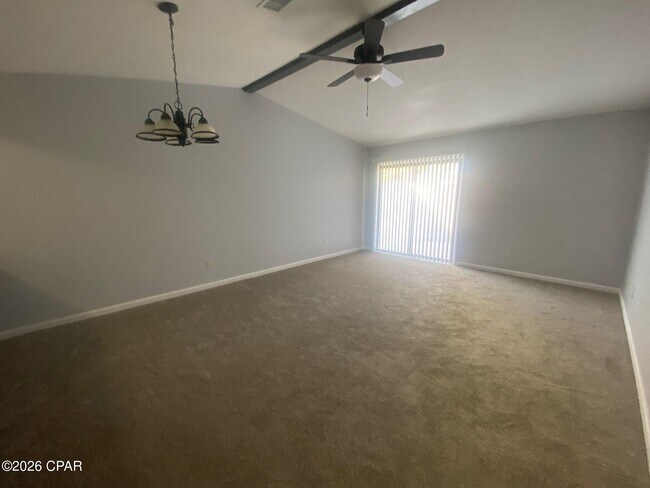 Building Photo - 707 N 9th St