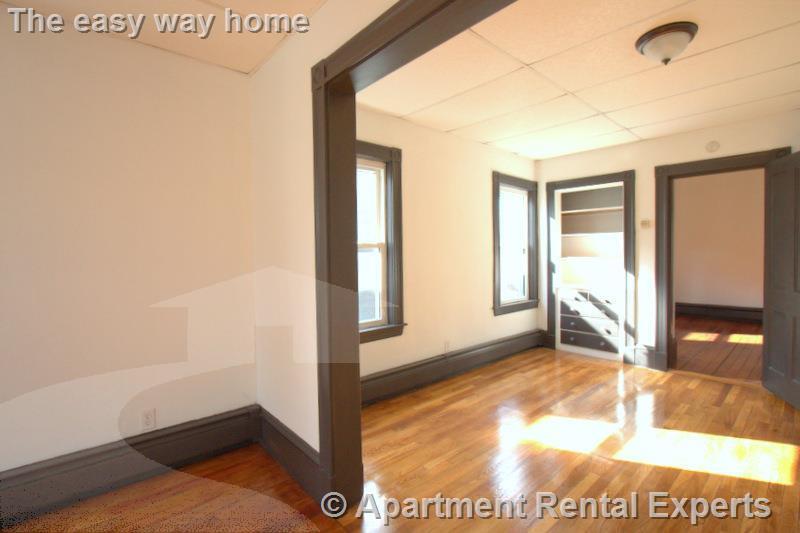 Building Photo - 53 Hinckley St