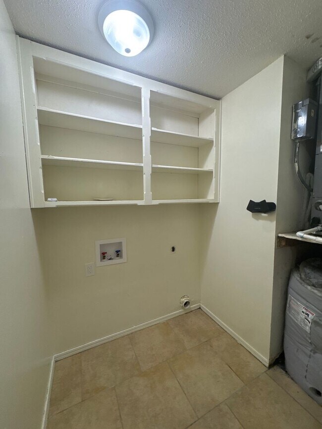 Building Photo - 3014/3016 S. 39TH DUPLEX
