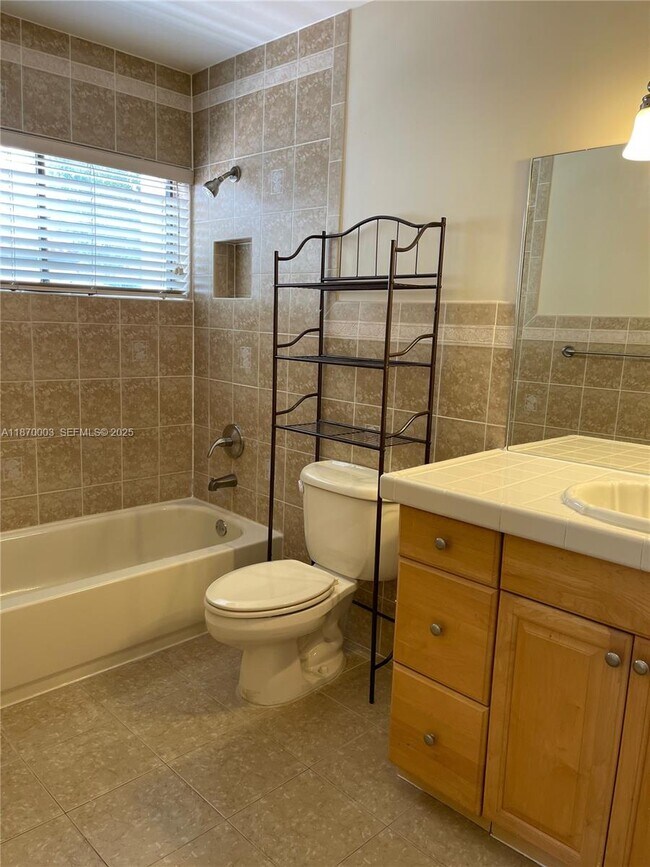 Building Photo - 1301 SW 124th Ct