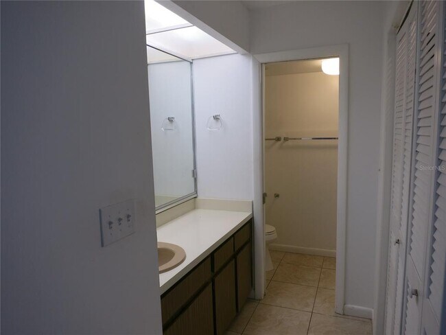 Building Photo - 8304 N Gomez Ave