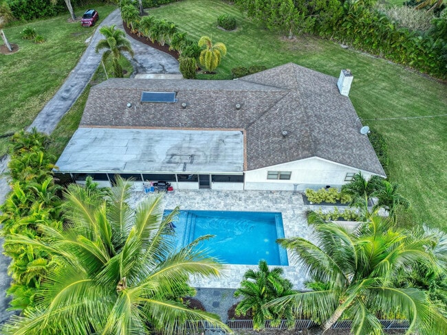 Building Photo - 10962 57th Pl S