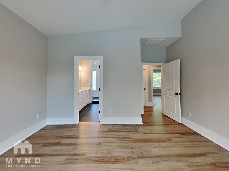 Building Photo - 1214 Garner Rd