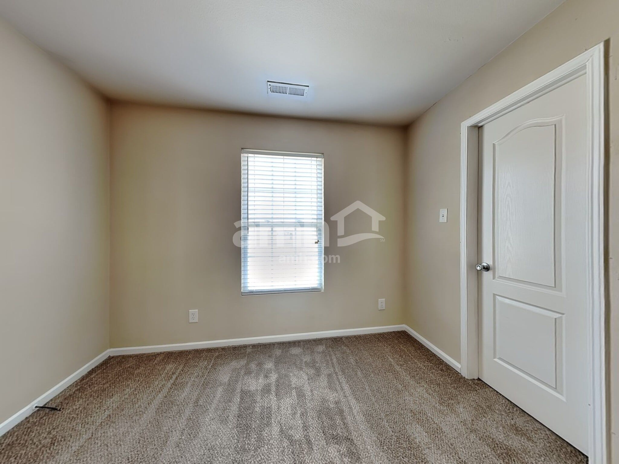 Building Photo - 1320 Perga Ct